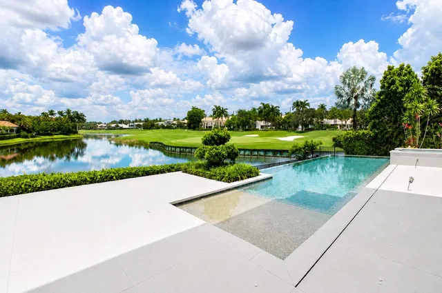St. Andrews Country Club Residence photo 43