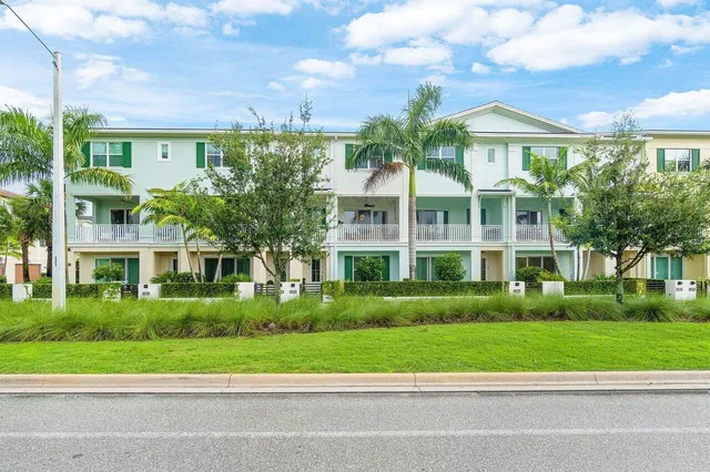 Alton Homes Palm Beach Gardens Residence photo 23