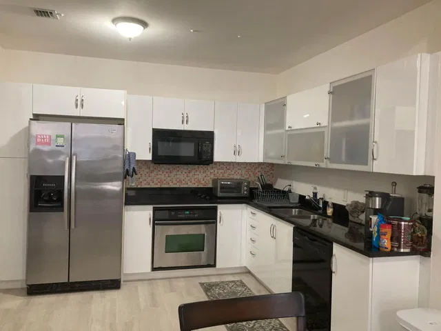 Villa Lofts Unit 704 photo 7