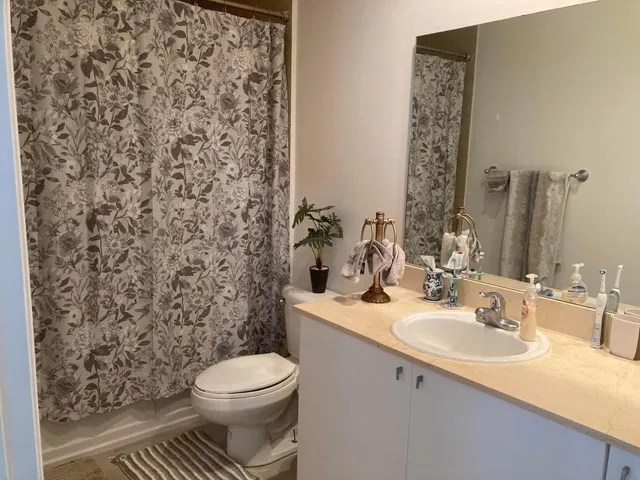 Villa Lofts Unit 704 photo 11