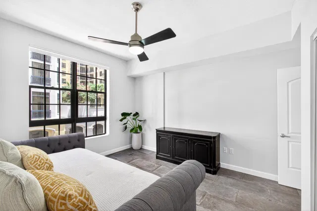 One City Plaza Unit 614 photo 18