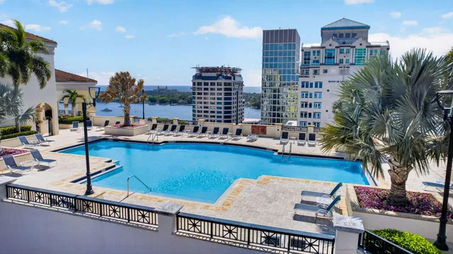 One City Plaza Unit 614 photo 28