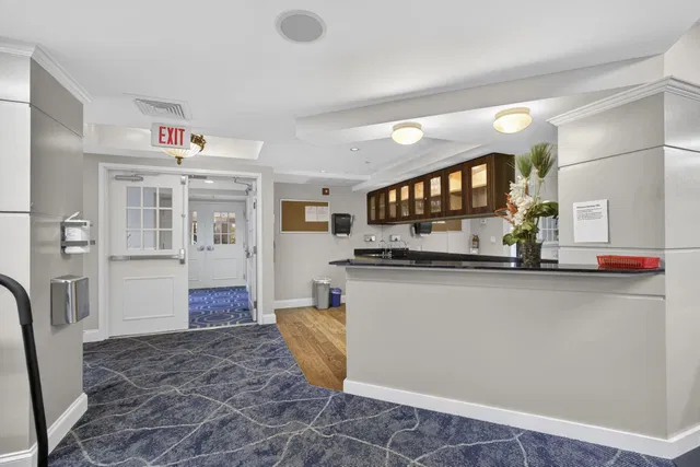 One City Plaza Unit 614 photo 44