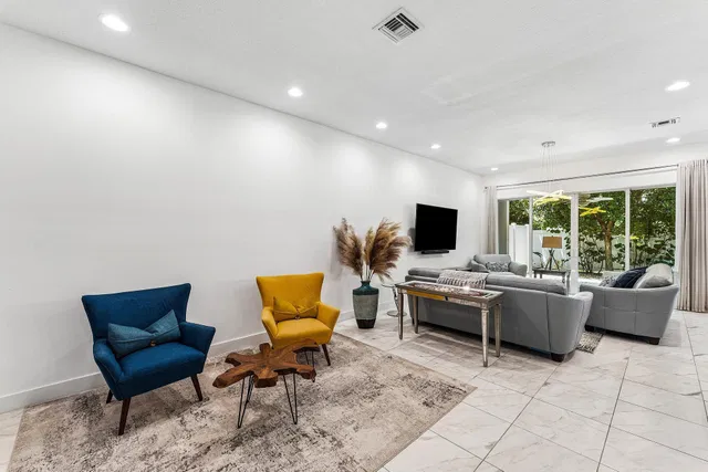 Residences at Midtown Palm Beach Gardens Residence photo 11