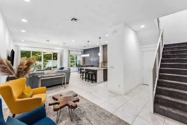 Residences at Midtown Palm Beach Gardens Residence photo 12