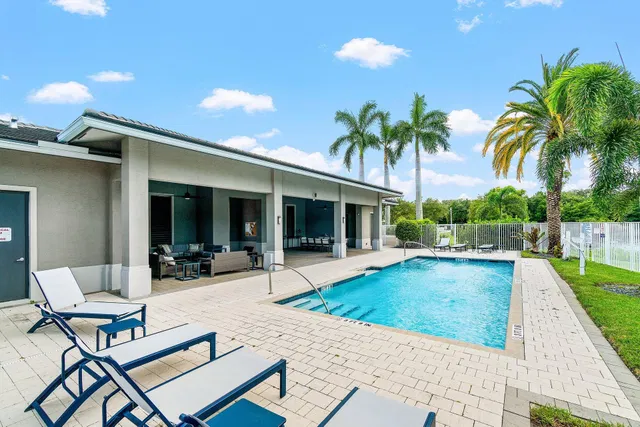 Residences at Midtown Palm Beach Gardens Residence photo 34