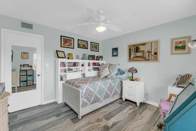 Unit 306 photo 27