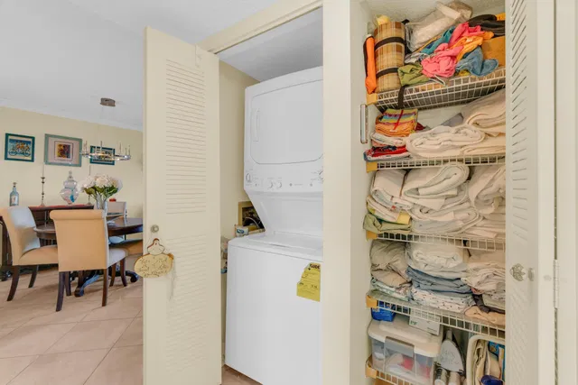 Unit 306 photo 29