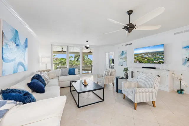 Jupiter Yacht Club Unit 303 photo 4