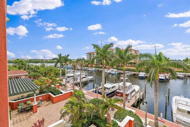 Jupiter Yacht Club Unit 303 photo 7