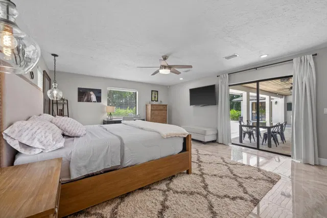 Pinewood Residence photo 25