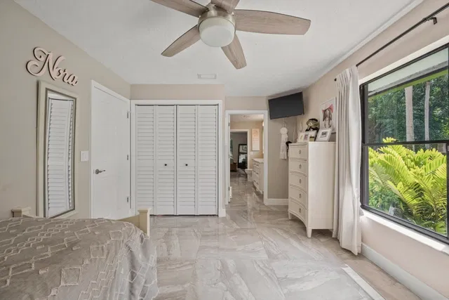 Pinewood Residence photo 39