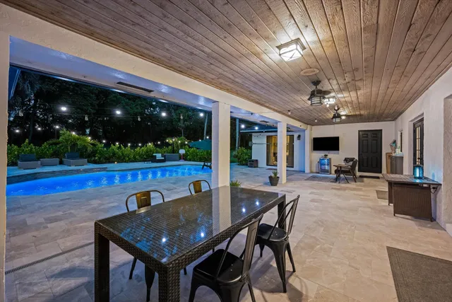 Pinewood Residence photo 46