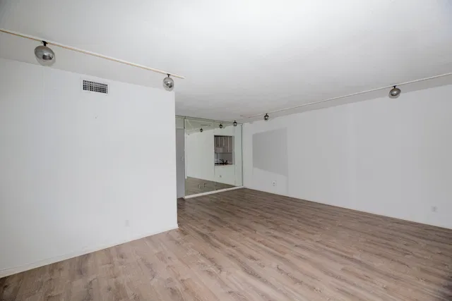 Unit 202 photo 2