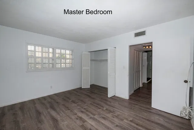 Unit 202 photo 3