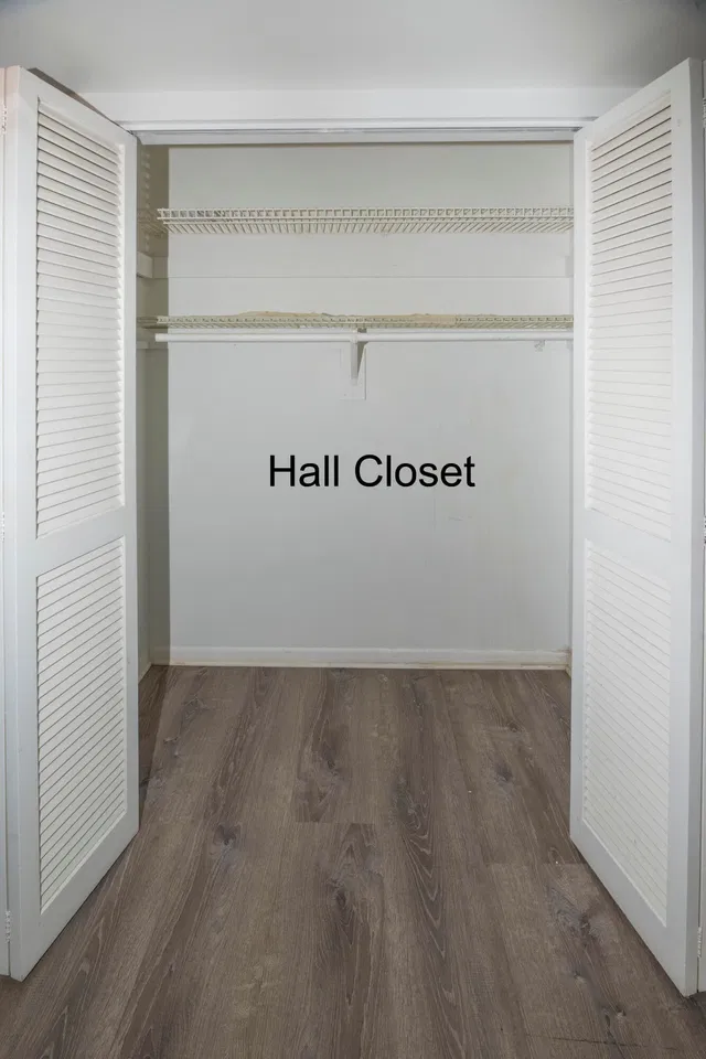 Unit 202 photo 7