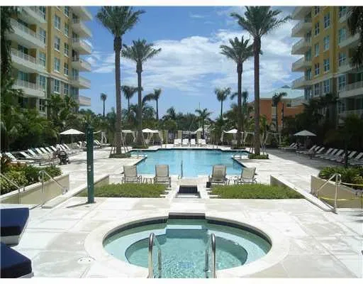 Boynton Beach Club Unit 407 photo 12