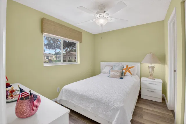 Unit C photo 24