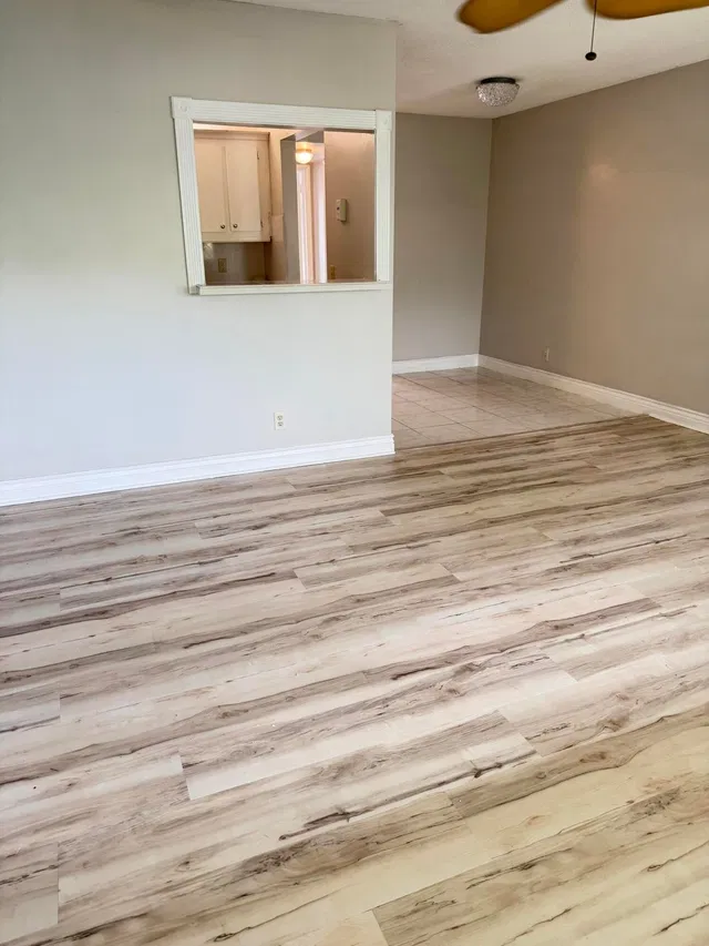 Residence photo 12