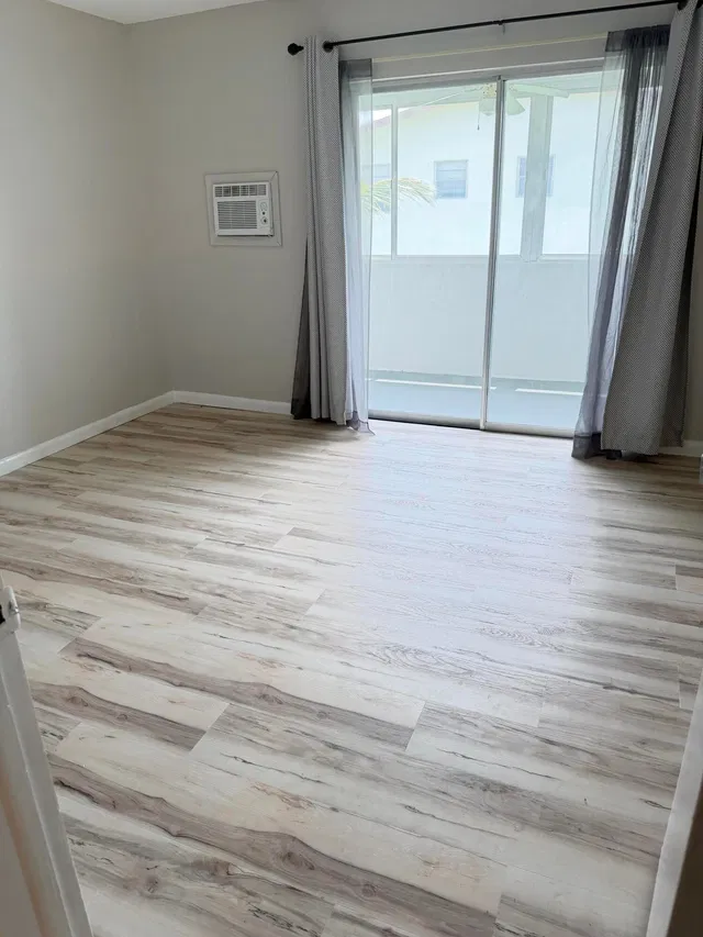 Residence photo 18