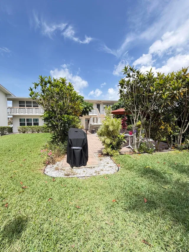 Residence photo 27