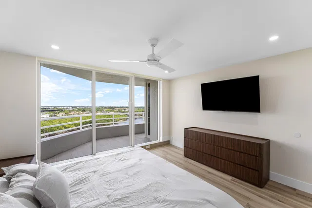 Sea Ranch Club of Boca Unit 1407 photo 20