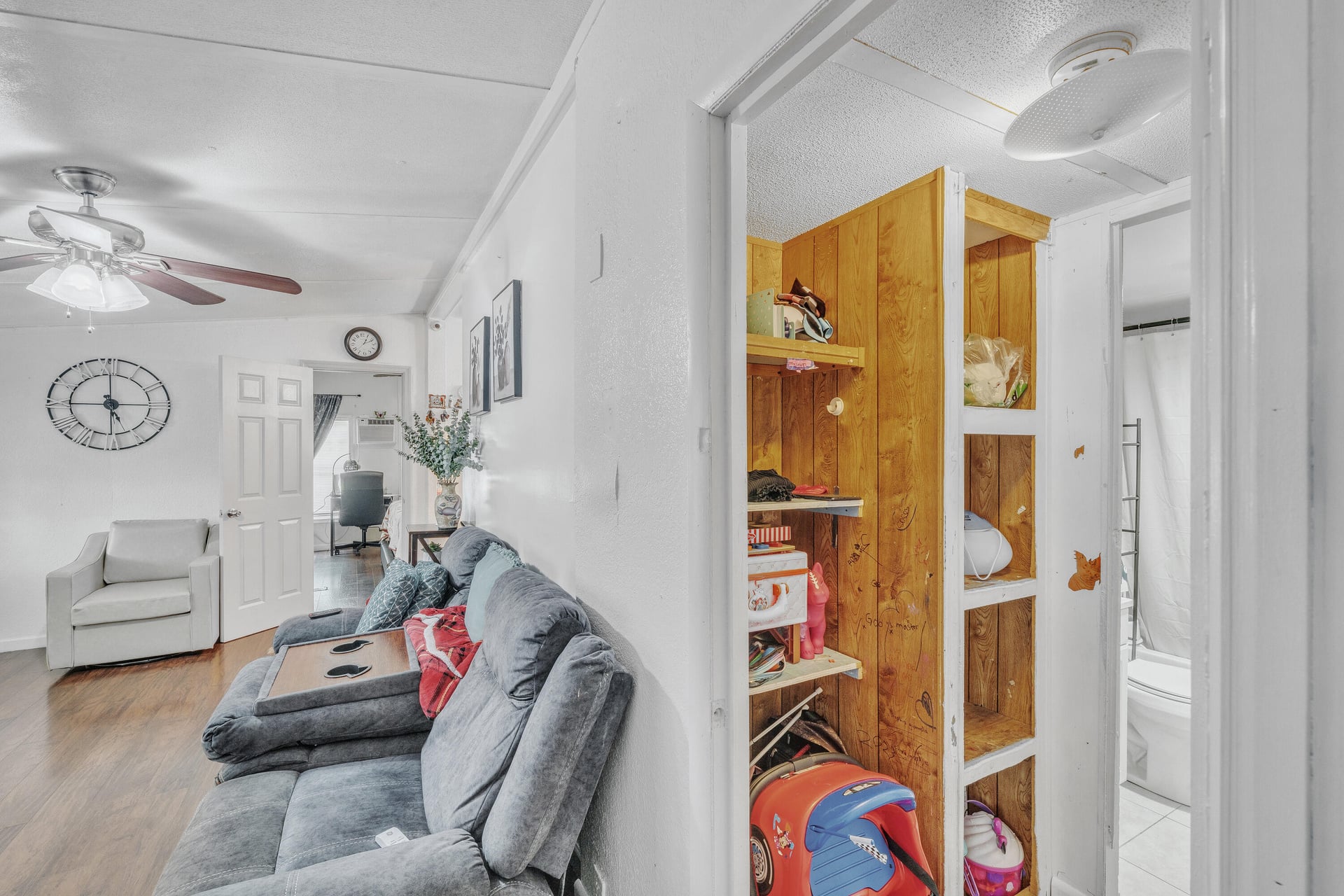 Residence photo 19