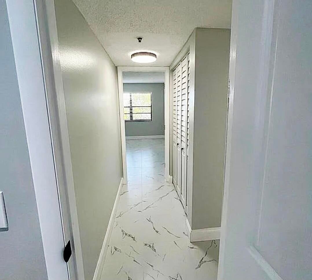 Unit 505 photo 8
