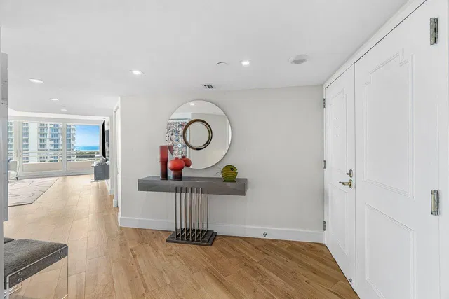 Sea Ranch Club of Boca Unit 601 photo 2