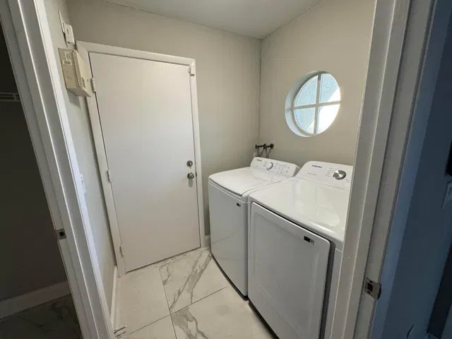 Residence photo 15
