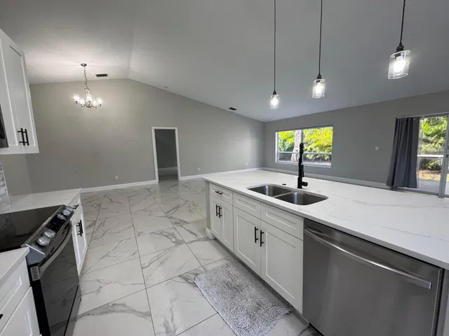 Residence photo 27