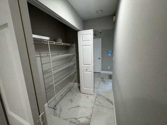 Residence photo 31