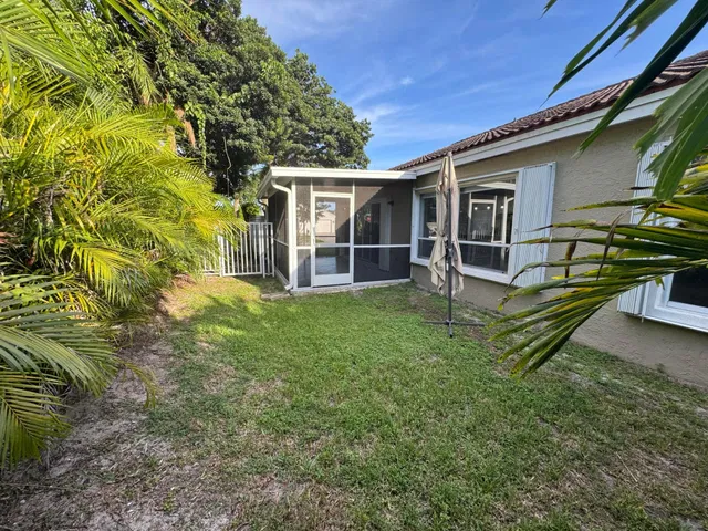 Residence photo 39