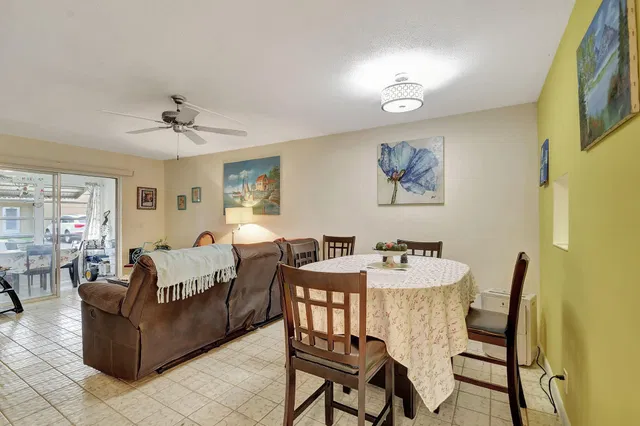  Unit 105 photo 4