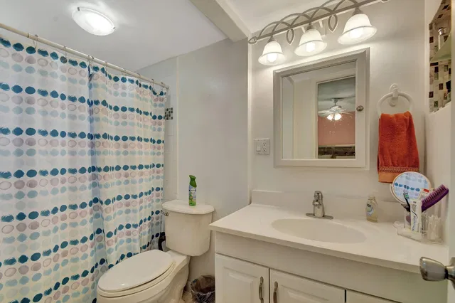  Unit 105 photo 13