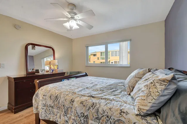 Unit 105 photo 15
