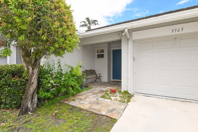  Residence photo 12