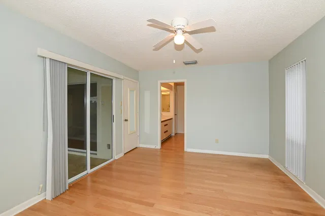  Residence photo 27
