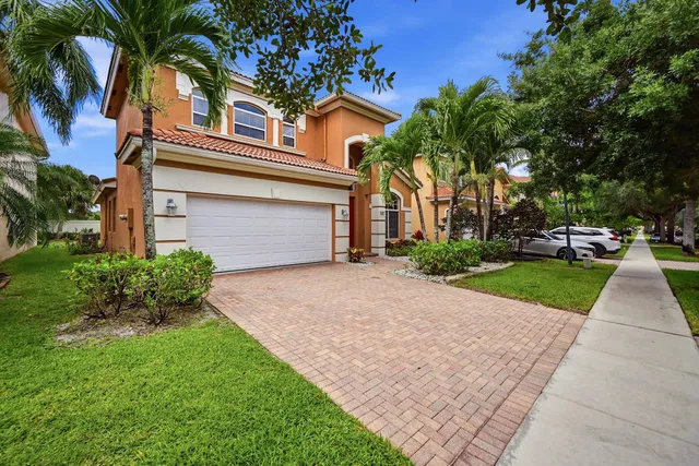 Residence photo 2