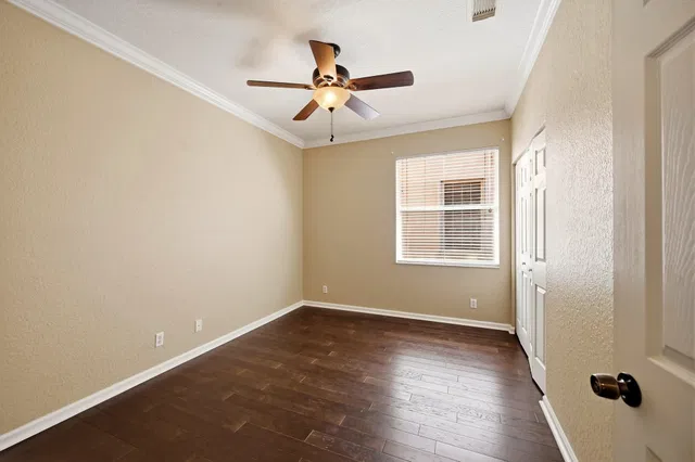 Residence photo 36
