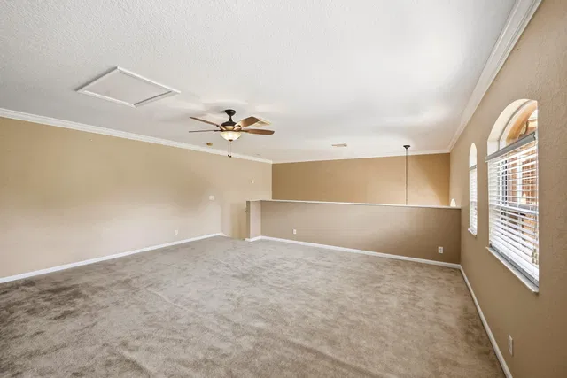 Residence photo 51