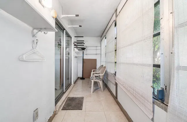 Residence photo 11