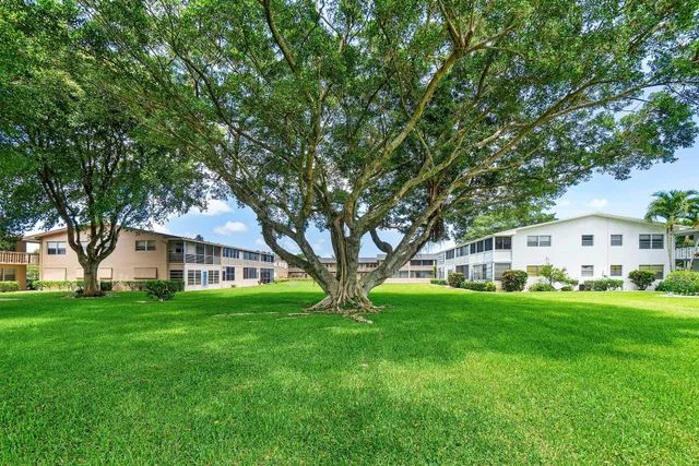 Residence photo 14