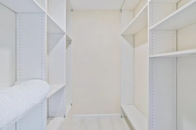 Residence photo 11