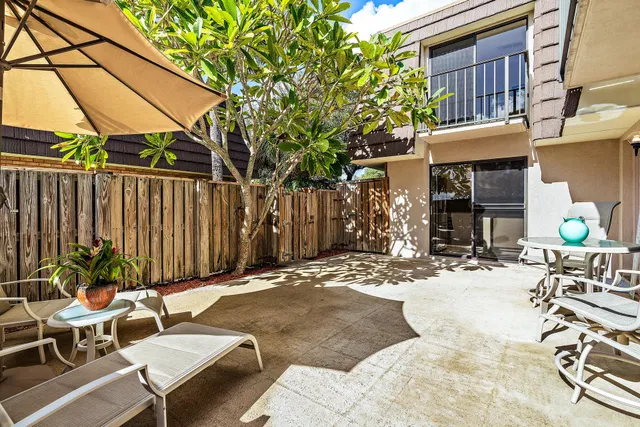 Residence photo 14