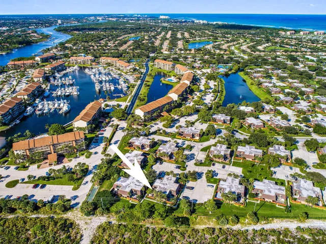Residence photo 16