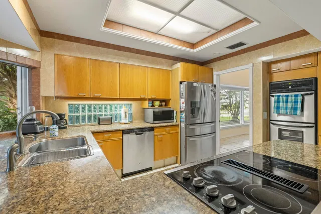 Colonnade Boca Raton Residence photo 13