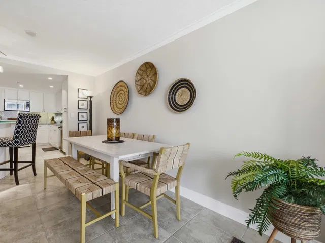 Unit 205 photo 13