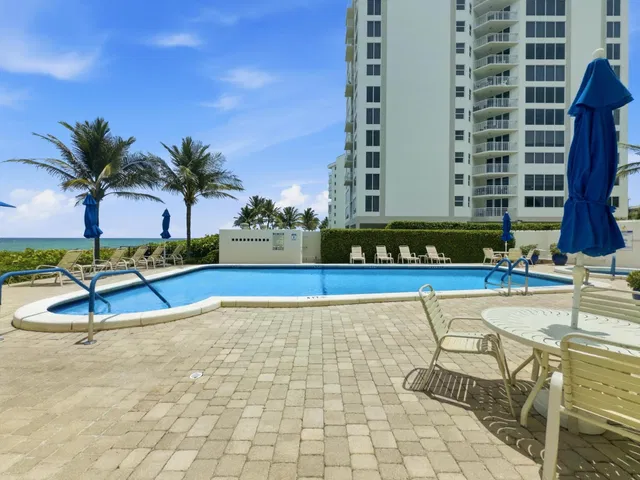 Unit 205 photo 28
