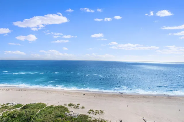 Tiara Singer Island Unit 28e photo 2